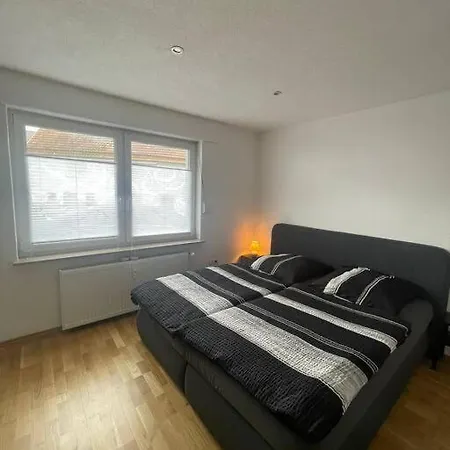 Апартаменты Schoene Anliegerwohnung Баунаталь