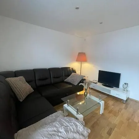 Schoene Anliegerwohnung * 包纳塔