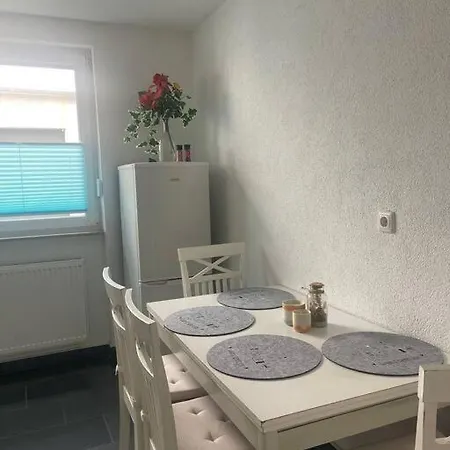 Апартаменты Schoene Anliegerwohnung *